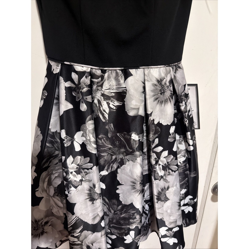BETSY & ADAM NWT womens 4 Black floral Above knee Fit + Flare Dress Macy's $299